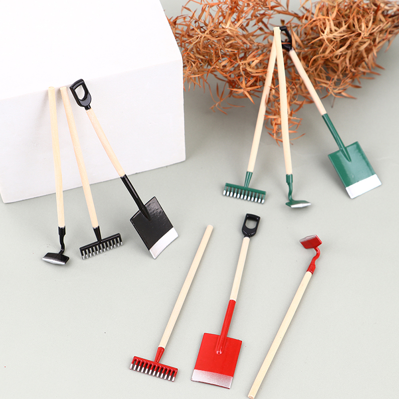 3Pcs 1:12 Dollhouse Miniatures - Gardening Tools Hoe recension och pris